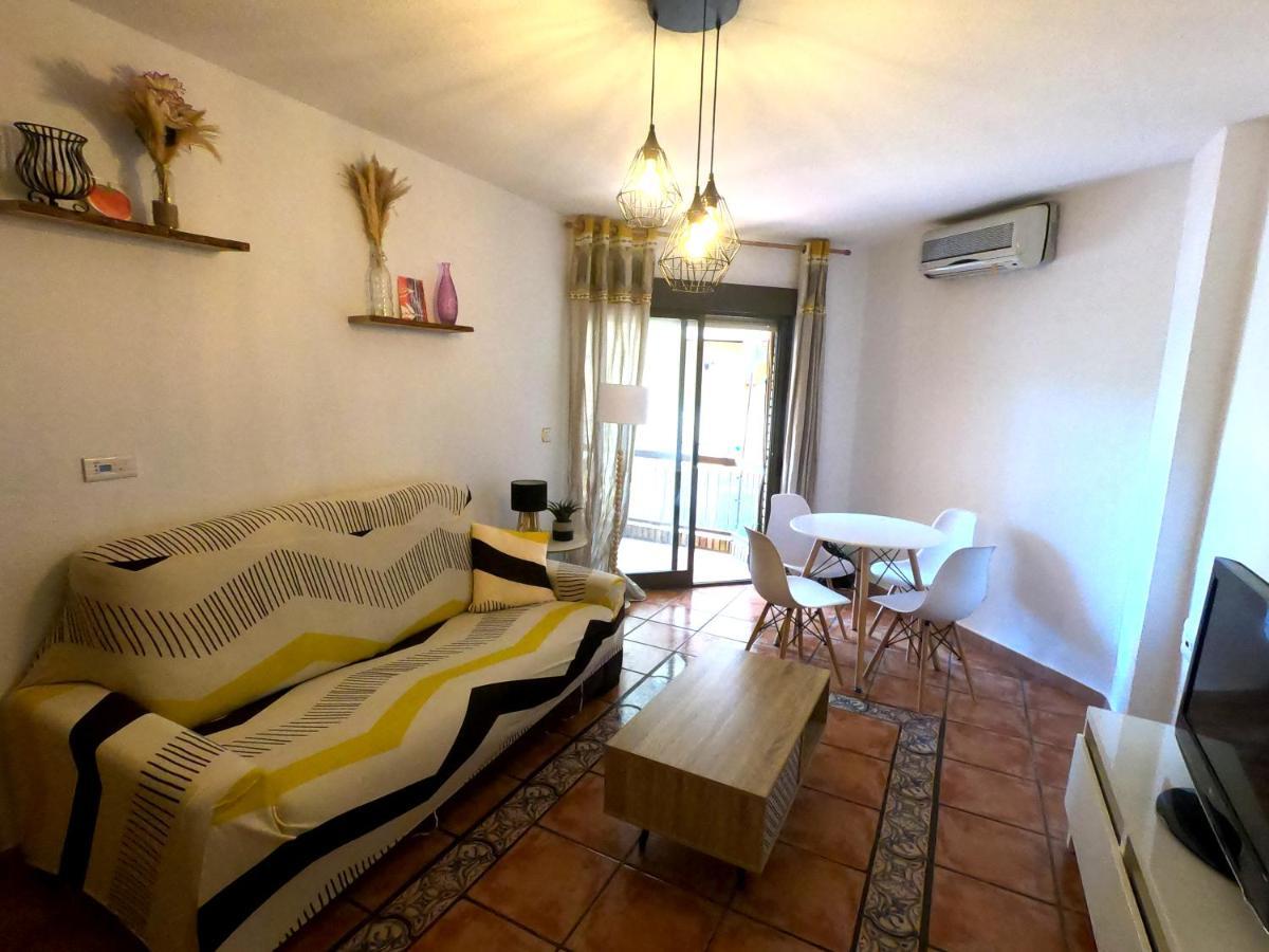 شقة Apartamento Victoria Almuñécar المظهر الخارجي الصورة